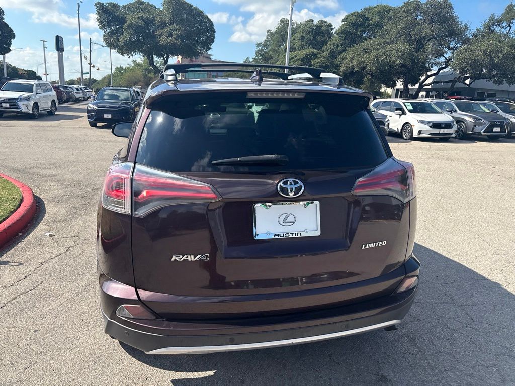 Thumbnail: 2016 Toyota RAV4 - 4