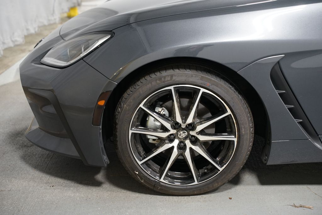 Thumbnail: 2024 Toyota GR86 - 5