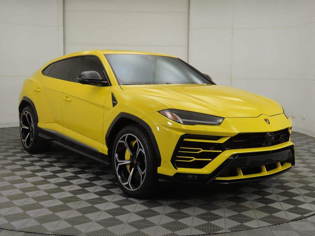 Thumbnail: 2019 Lamborghini Urus - 3
