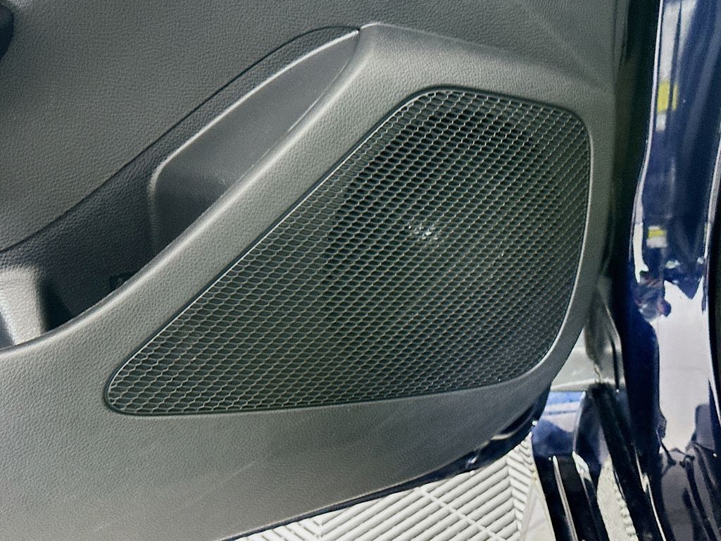 Thumbnail: 2024 Toyota Corolla - 18