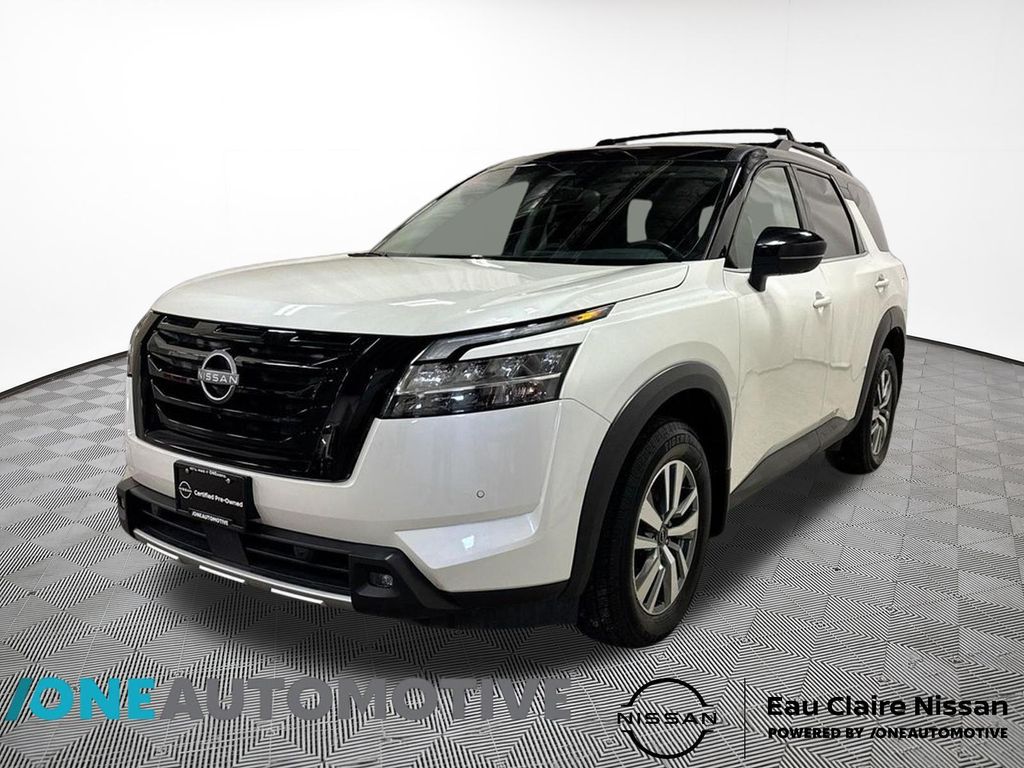Pearl White Tricoat/Super Black 2023 Nissan Pathfinder SL 4WD SUV / Crossover All-Wheel Drive 9-Speed Automatic