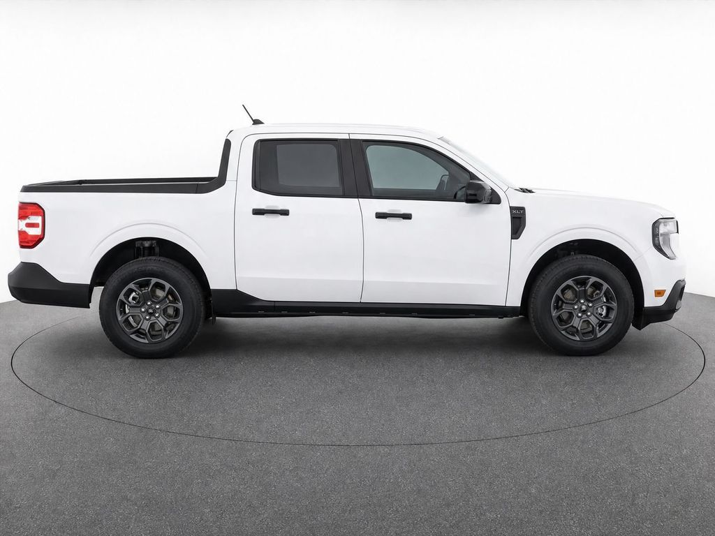 New 2026 Oxford White Ford XL image 8