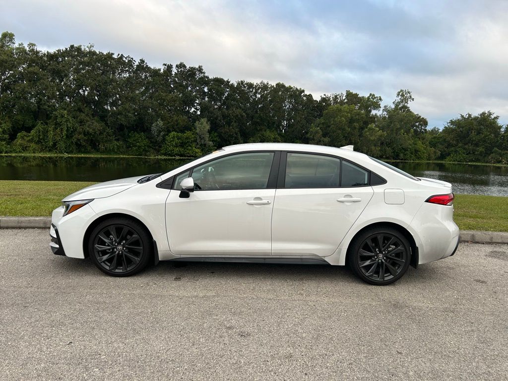 Thumbnail: 2025 Toyota Corolla - 2