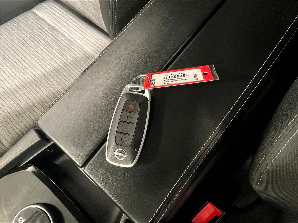 2023 Nissan Rogue — photo 30