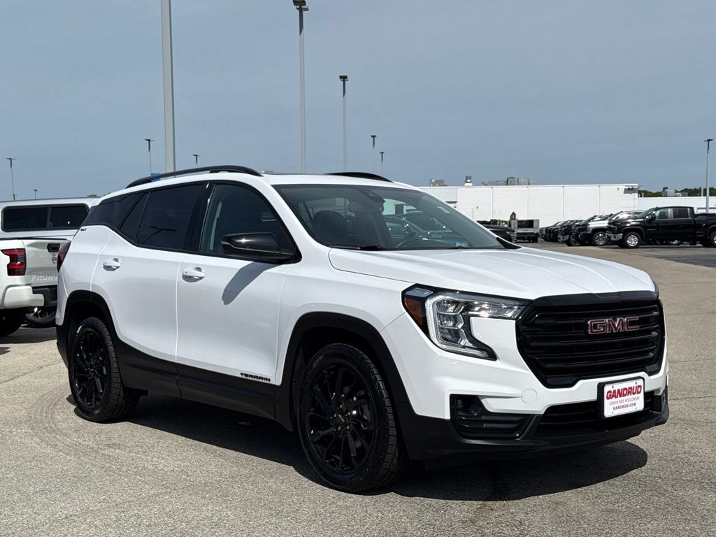  2024 GMC Terrain SLT AWD   