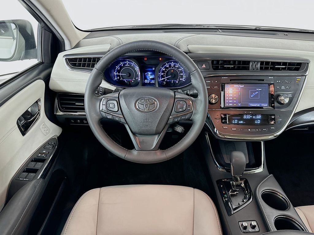 2017 Toyota Avalon Limited 22