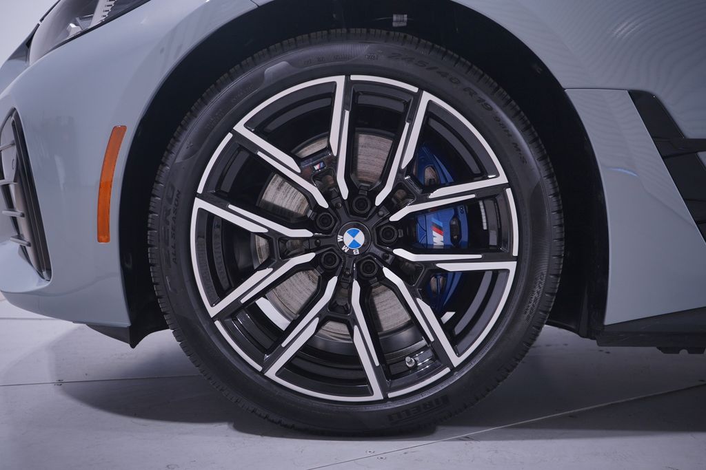 2025 BMW i4 eDrive40 2
