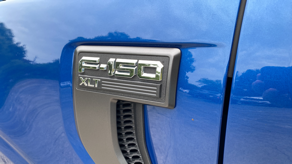 Certified Used 2023 Atlas Blue Metallic Ford XLT image 45