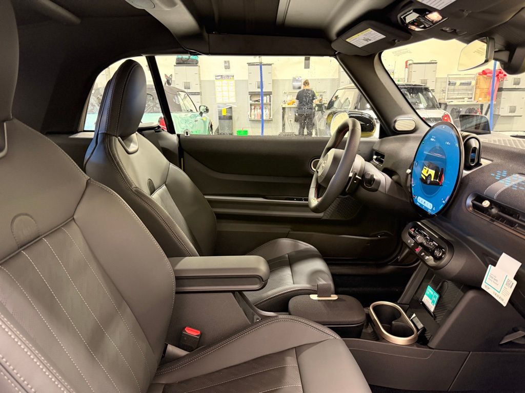 Thumbnail: 2026 MINI Cooper - 23