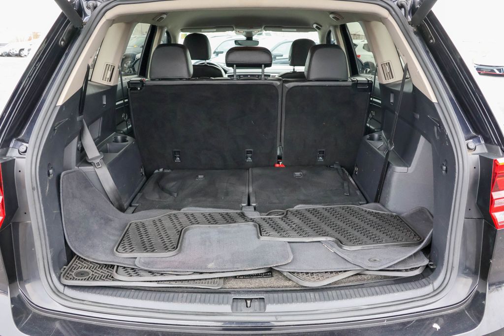 2019 Volkswagen Atlas 3.6L V6 SE 30