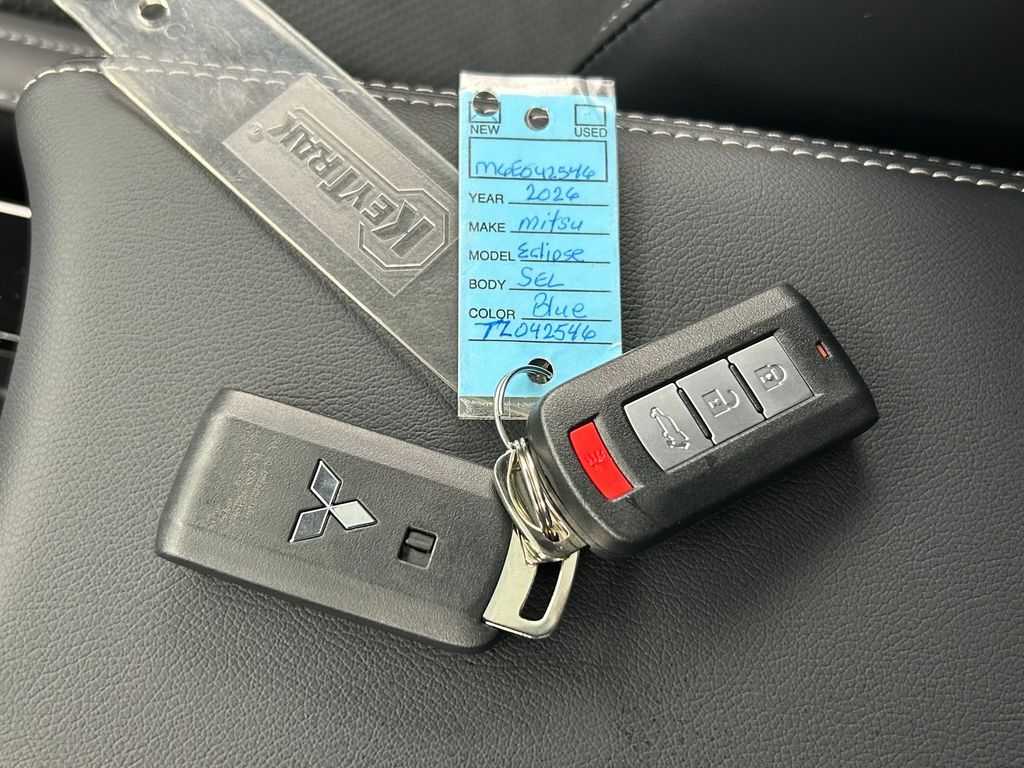 New 2026 Blue Metallic Mitsubishi SE image 37