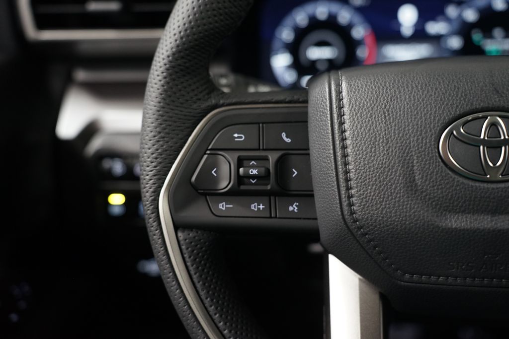 2025 Toyota Tacoma TRD Sport 15