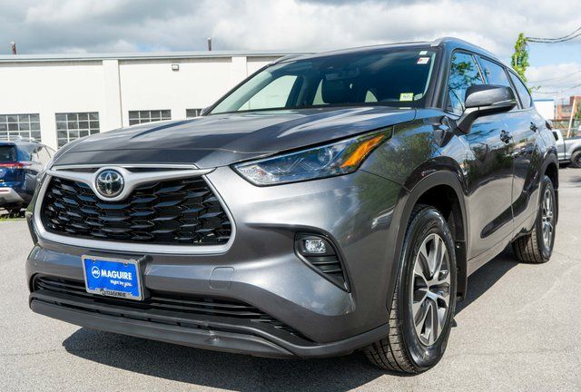 2022 Toyota Highlander XLE Gray at Auto Express Mitsubishi