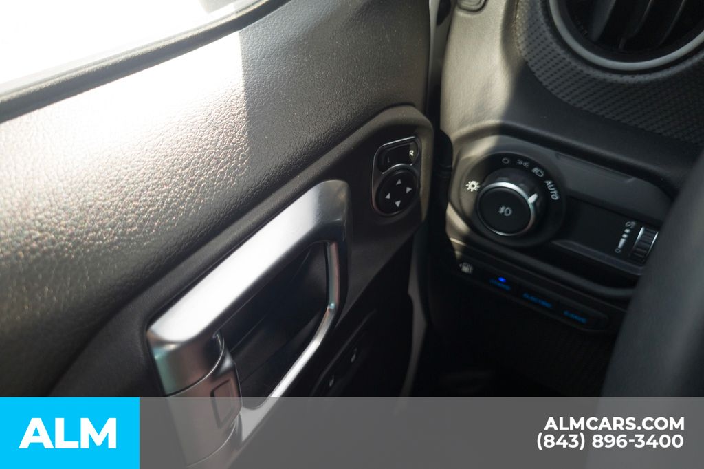 Used 2024 White Jeep Rubicon 4xe image 14