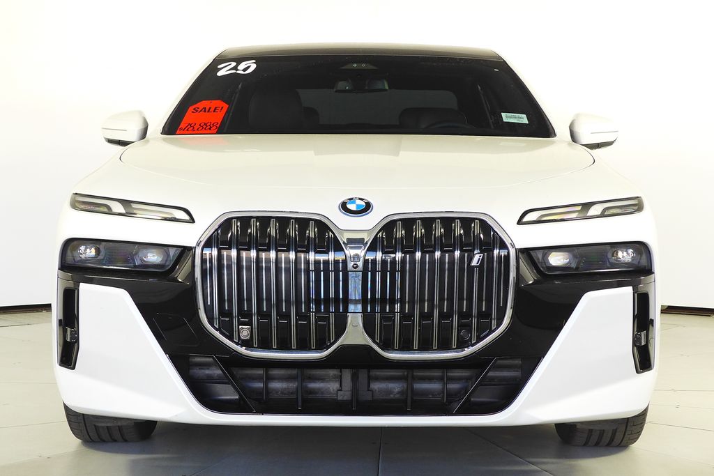 Thumbnail: 2025 BMW i7 - 3