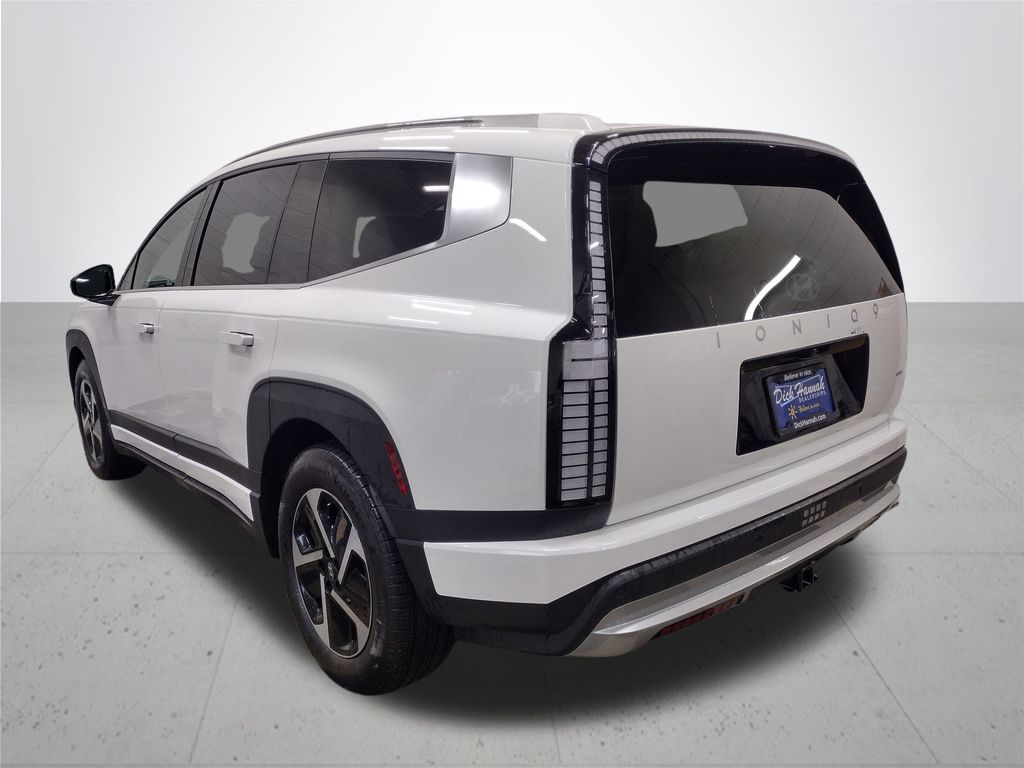 2026 Hyundai IONIQ 9 SE