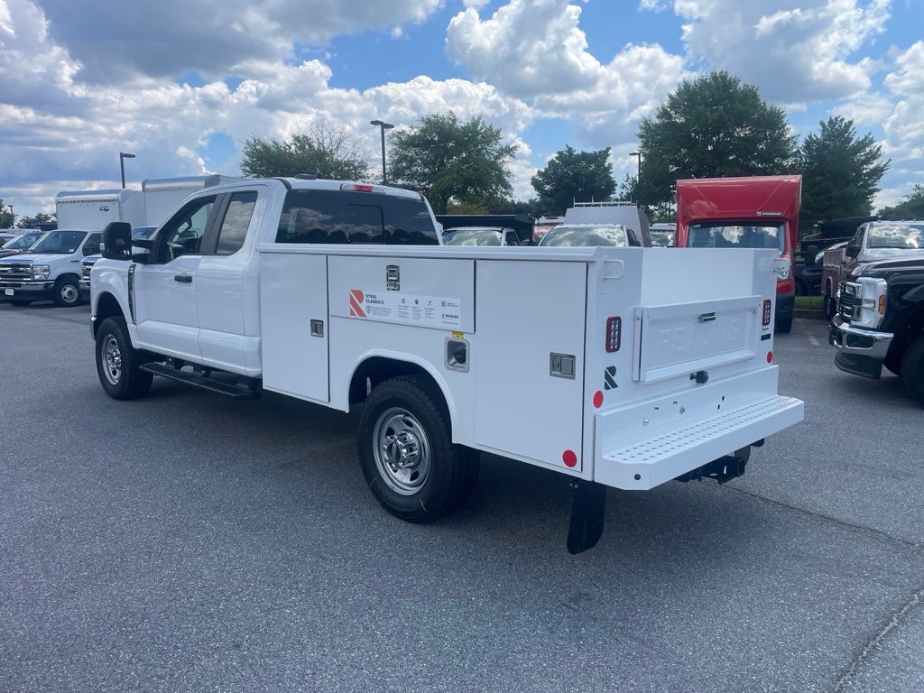 2026 Ford F-350 Chassis XL
