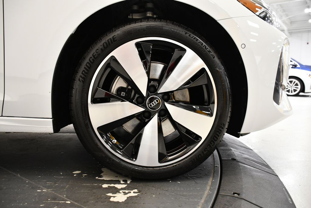 Thumbnail: 2025 Audi A5 - 16