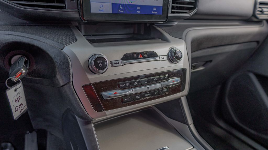 Used 2021 Ford Explorer Base 4D Sport Utility