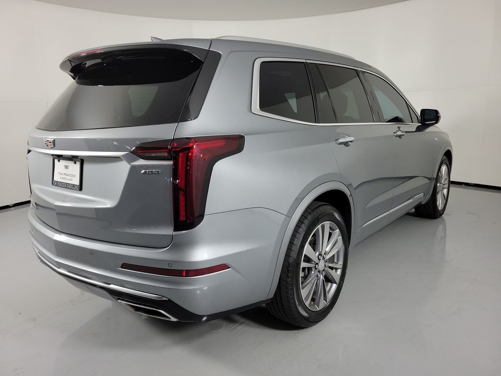 2024 Cadillac XT6 Premium Luxury - 3