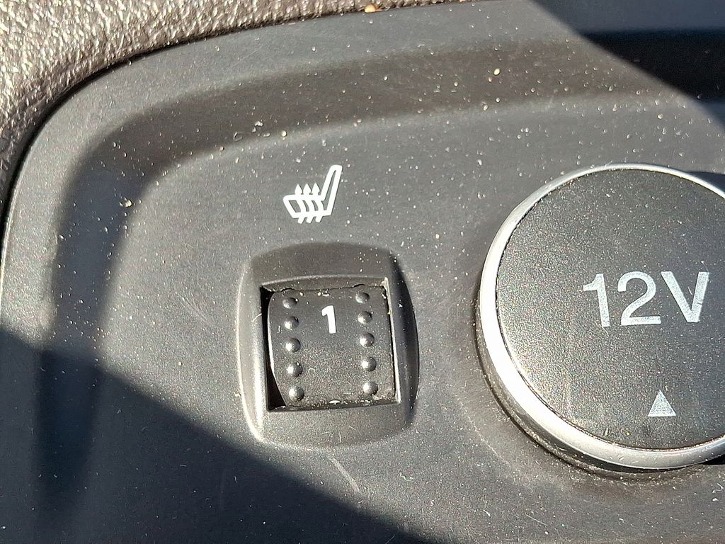 Thumbnail: 2013 Ford Focus - 23