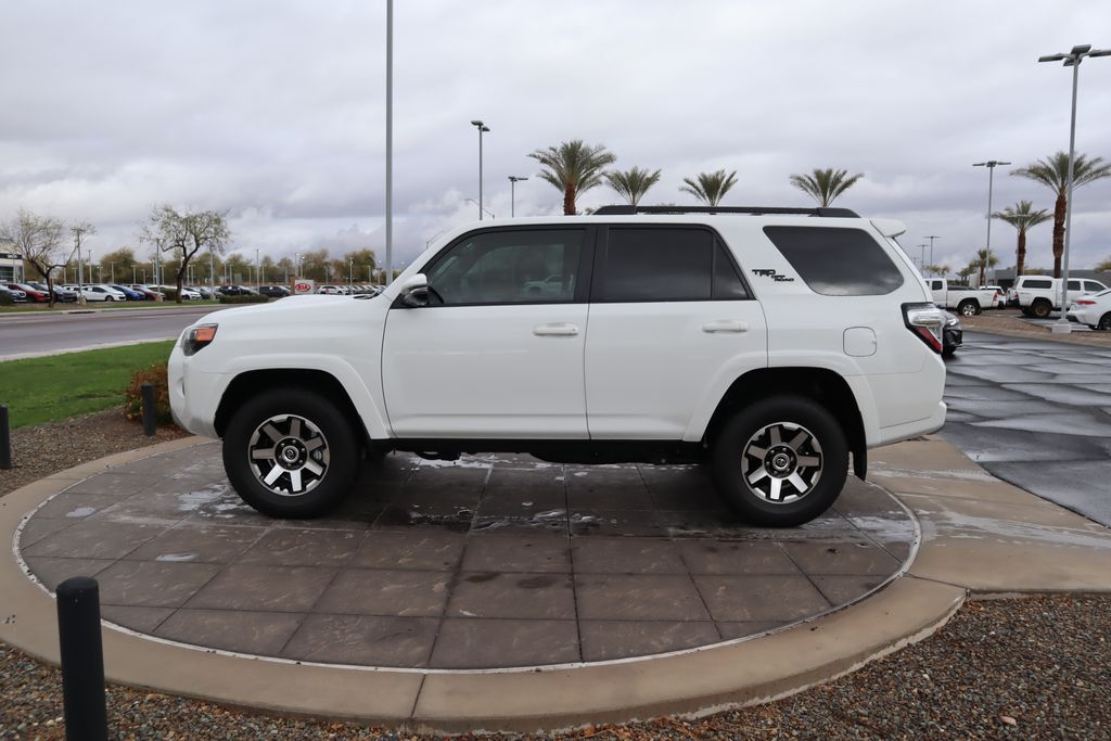 2024 Toyota 4Runner TRD Off Road 8