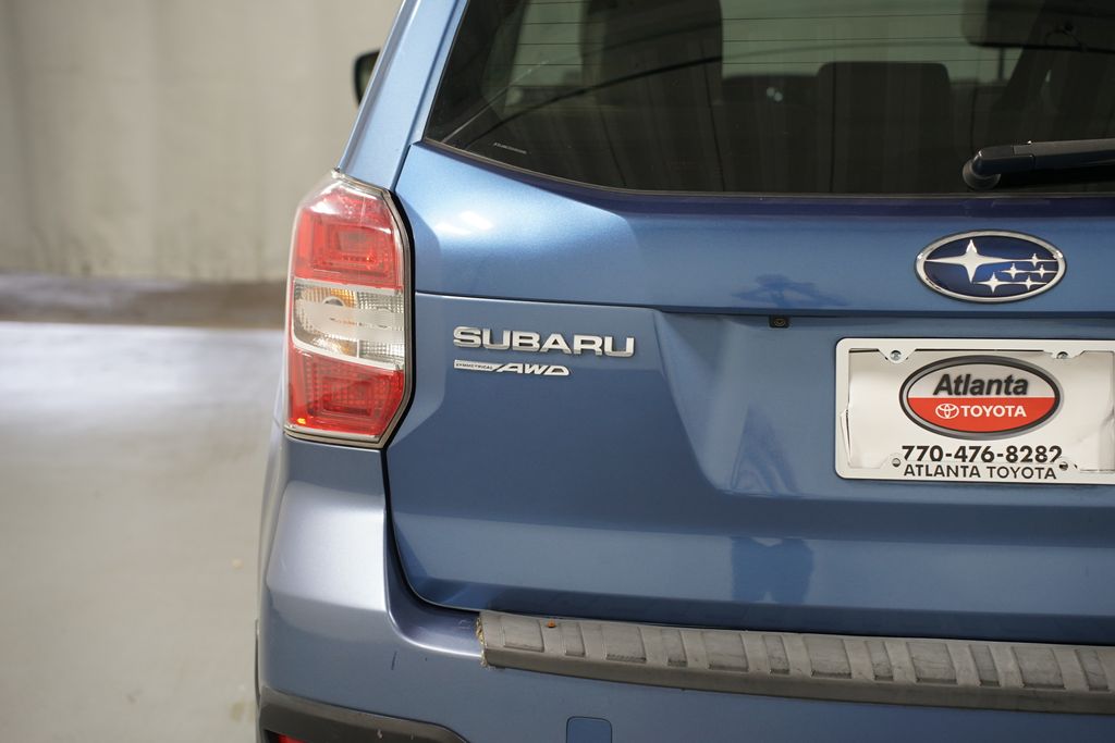 Thumbnail: 2016 Subaru Forester - 10