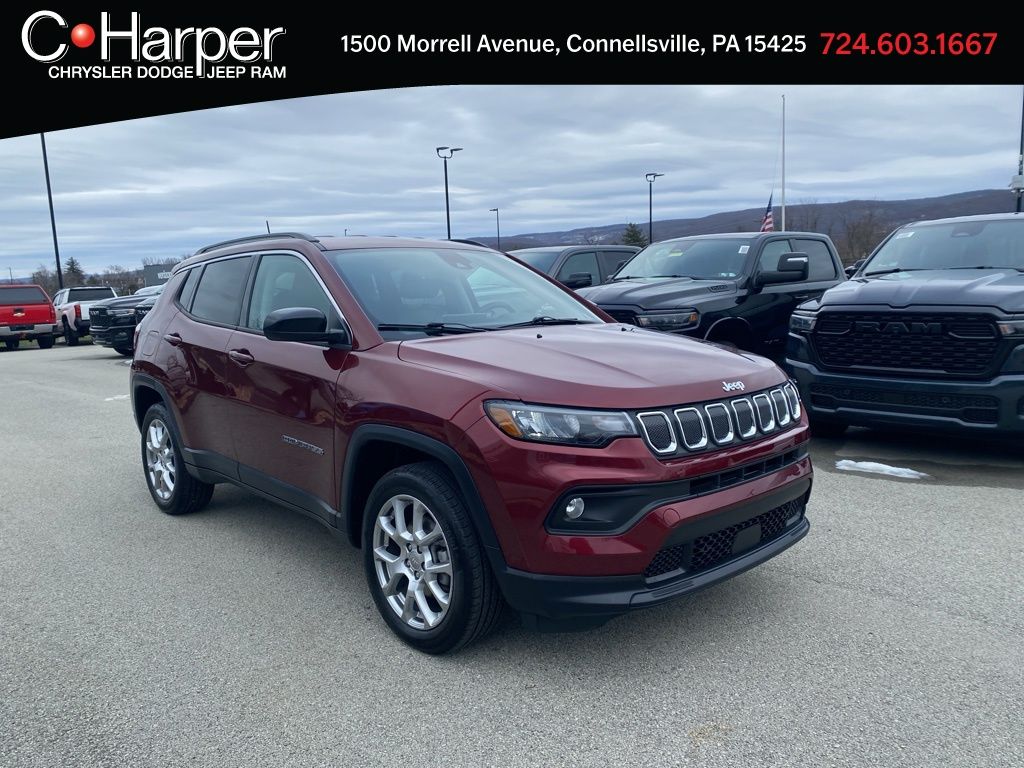 2022 Jeep Compass Latitude Lux 4WD