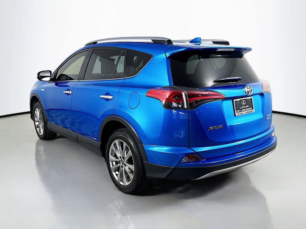 Thumbnail: 2018 Toyota RAV4 - 7