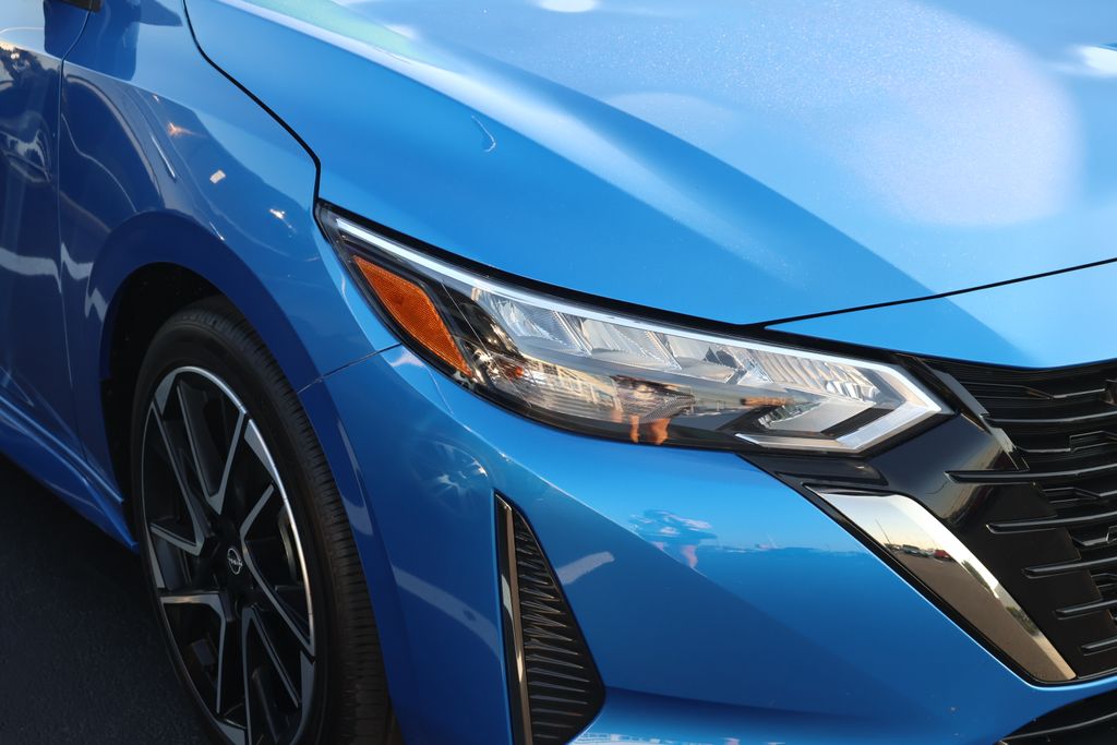 Thumbnail: 2025 Nissan Sentra - 4