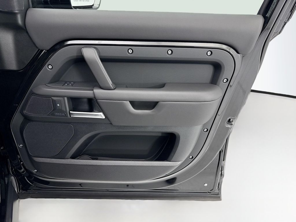Thumbnail: 2026 Land Rover Defender - 24