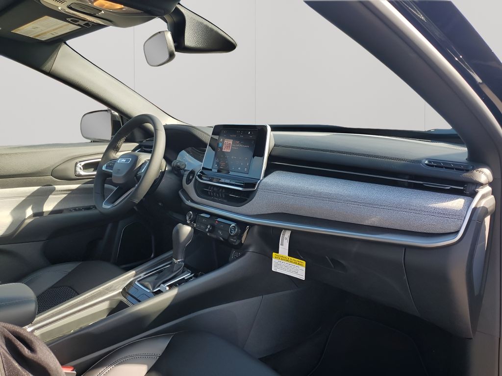 New 2026 Black Jeep Latitude image 14