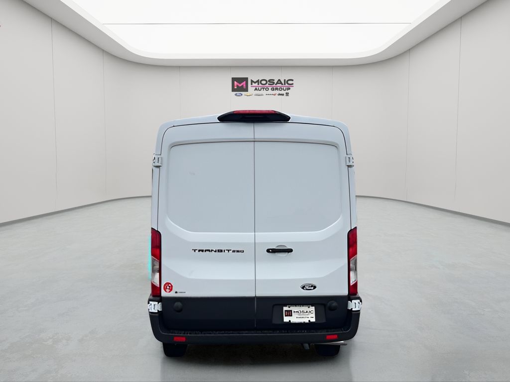 2026 Ford Transit-250