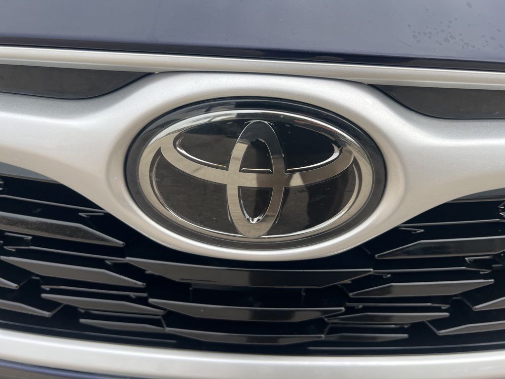 2021 Toyota Highlander XLE photo