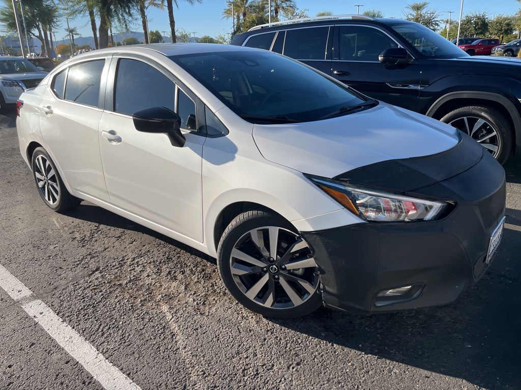 2020 Nissan Versa 1.6 SR 2