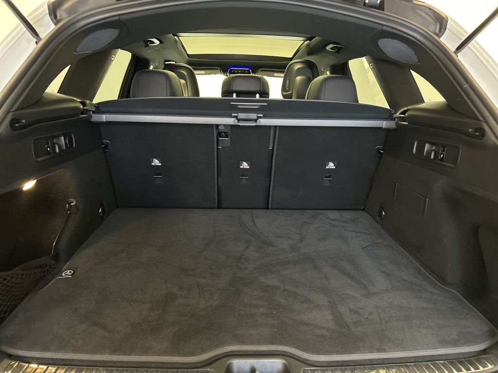 Thumbnail: 2025 Mercedes-Benz GLC - 28