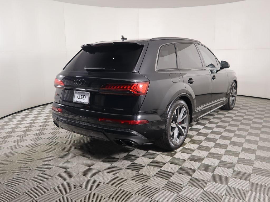 Thumbnail: 2023 Audi SQ7 - 5