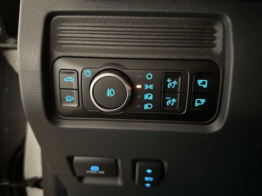 New 2026 White Ford Lariat image 21