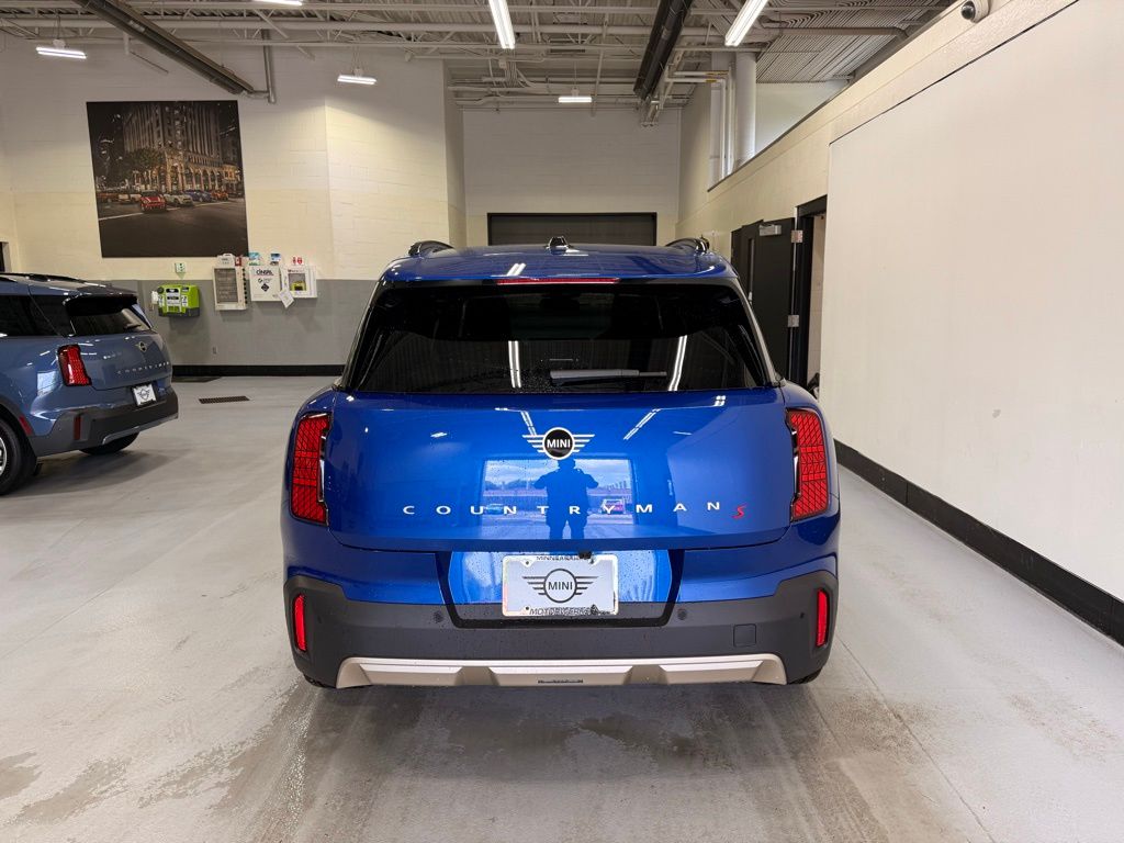 Thumbnail: 2025 MINI Cooper Countryman - 4