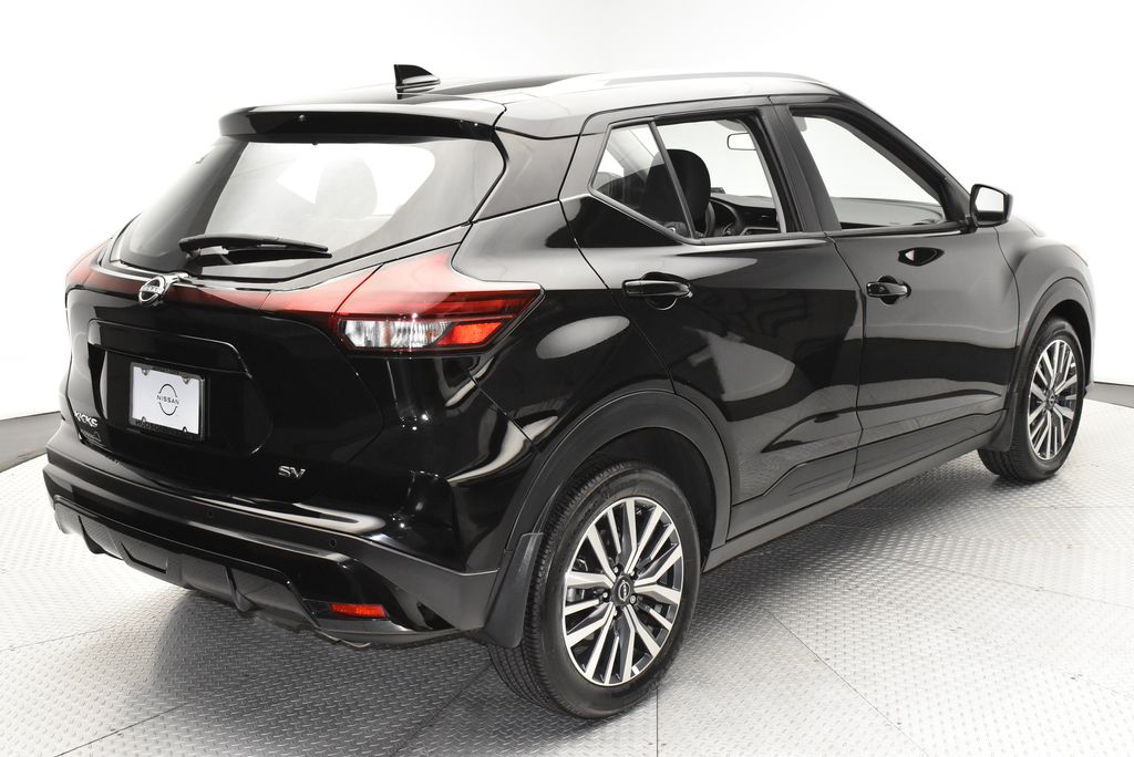 Thumbnail: 2024 Nissan Kicks - 5