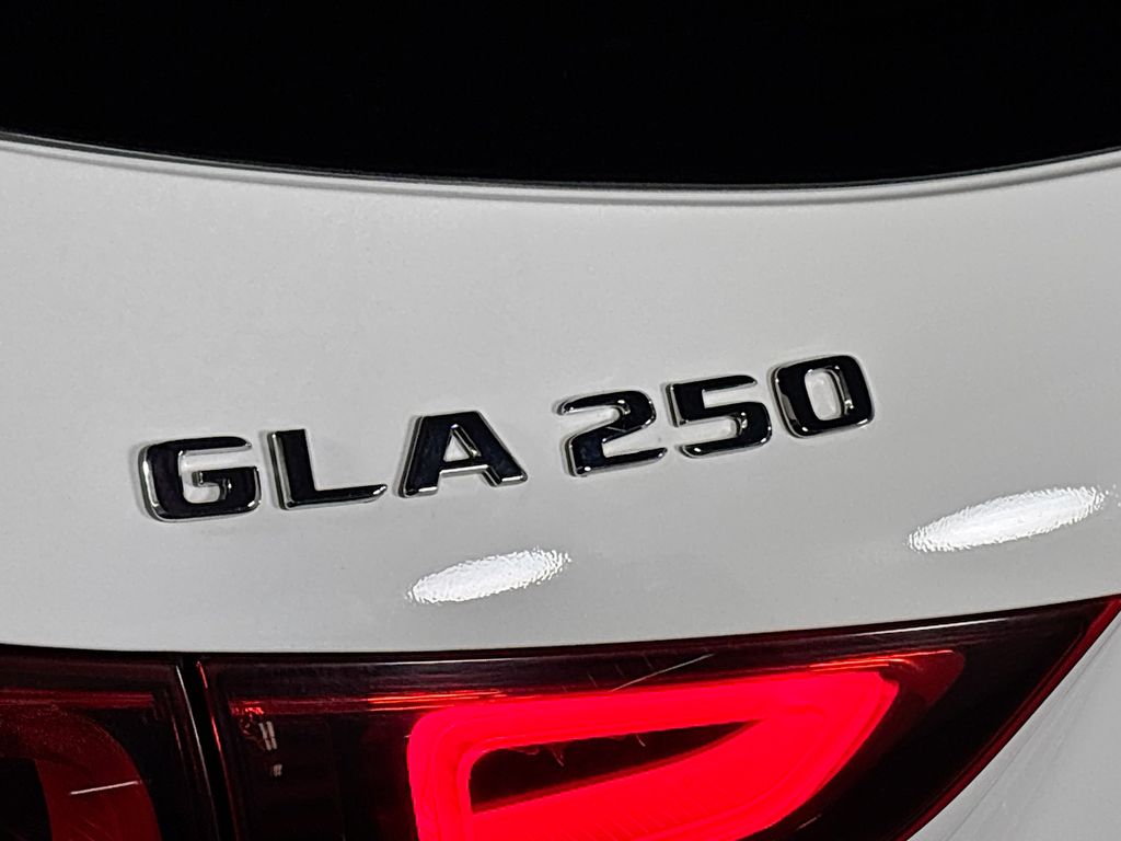 2023 Mercedes-Benz GLA GLA 250