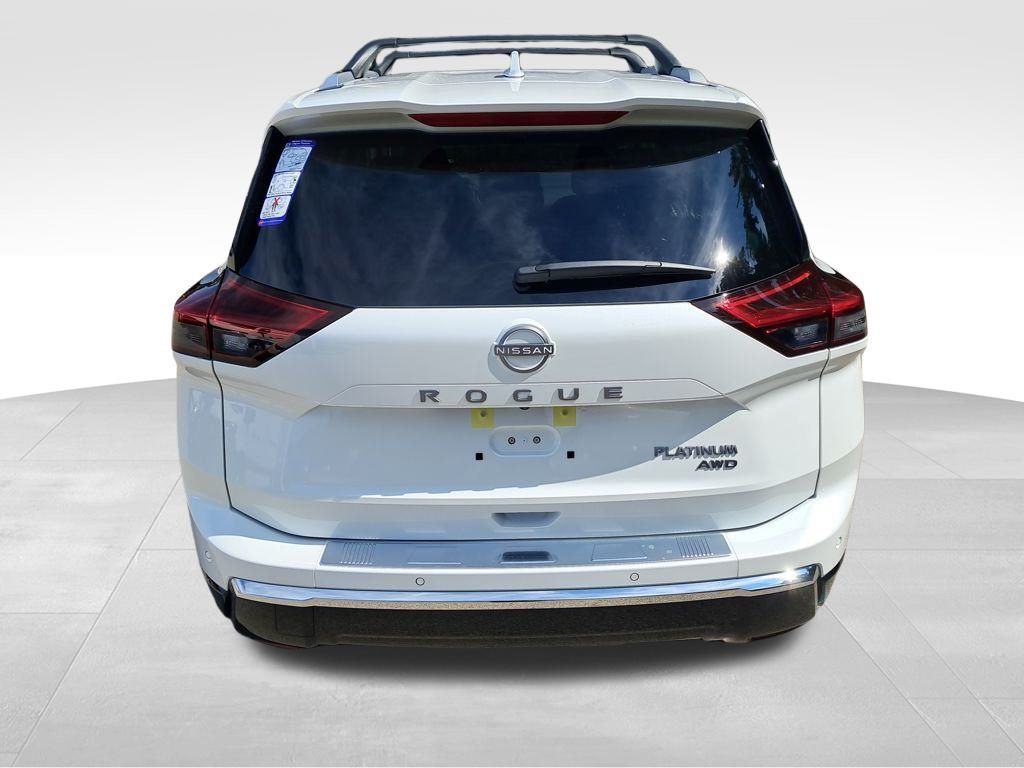 2026 Nissan Rogue Platinum - 3