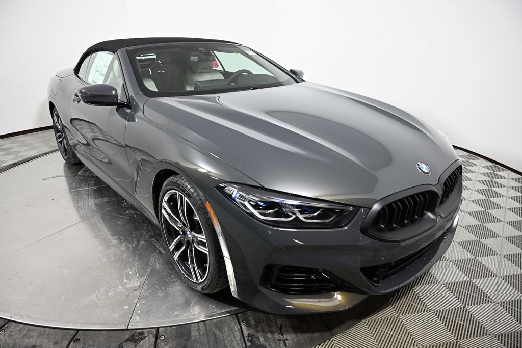 Thumbnail: 2026 BMW 8 Series - 13