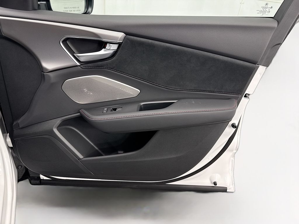 Thumbnail: 2026 Acura RDX - 24