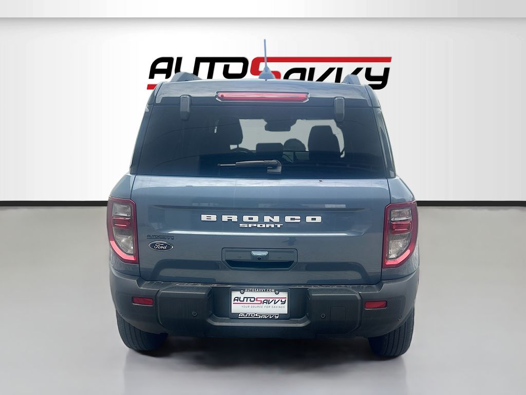 Used 2025 Gray Ford Outer Banks image 6