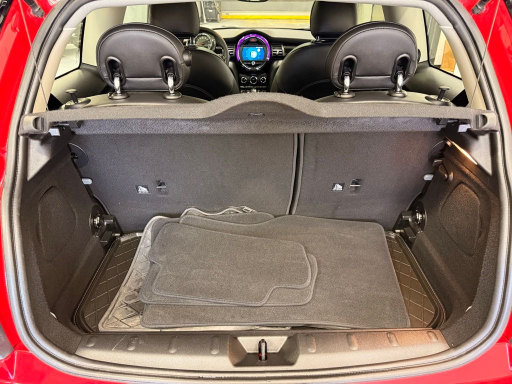 2019 MINI Cooper  21