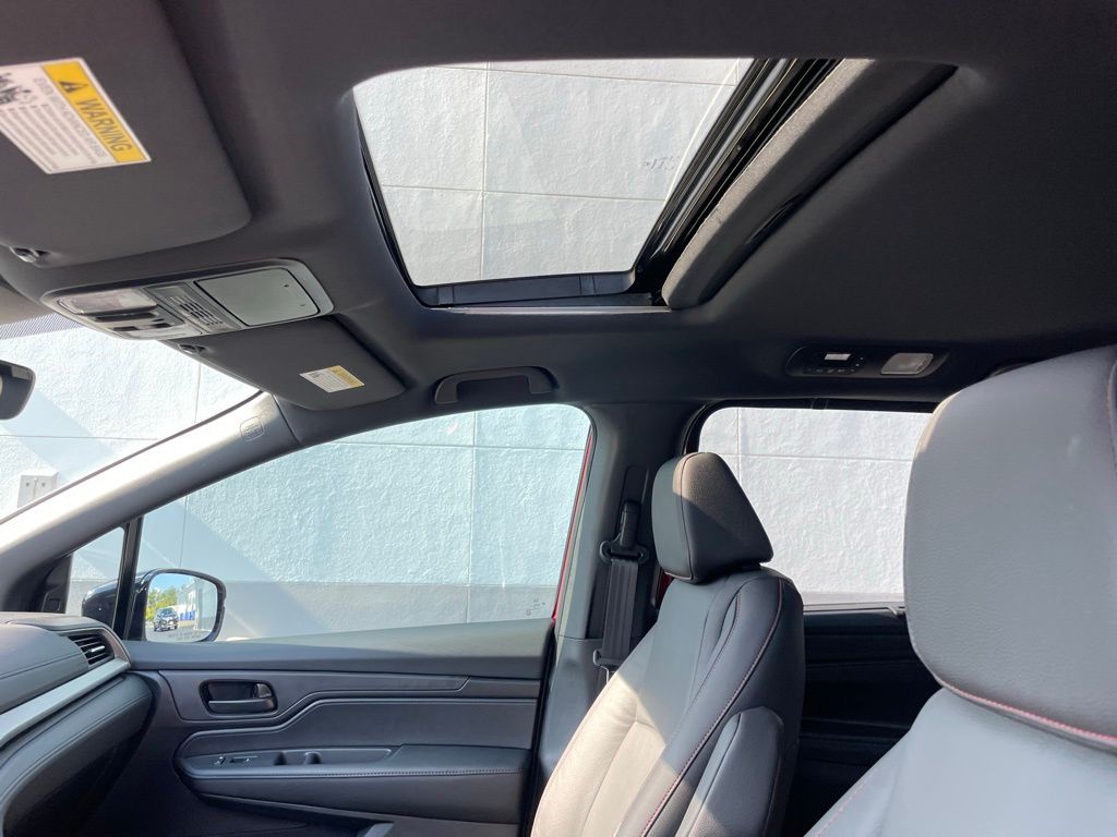 Thumbnail: 2026 Honda Odyssey - 29