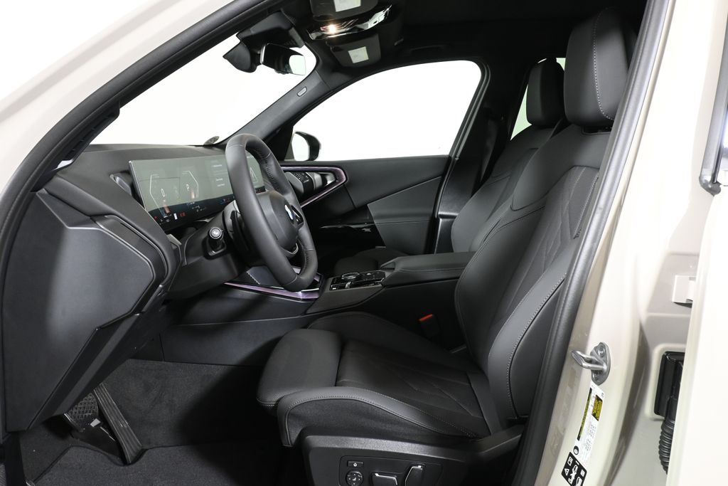 Thumbnail: 2026 BMW X3 - 3