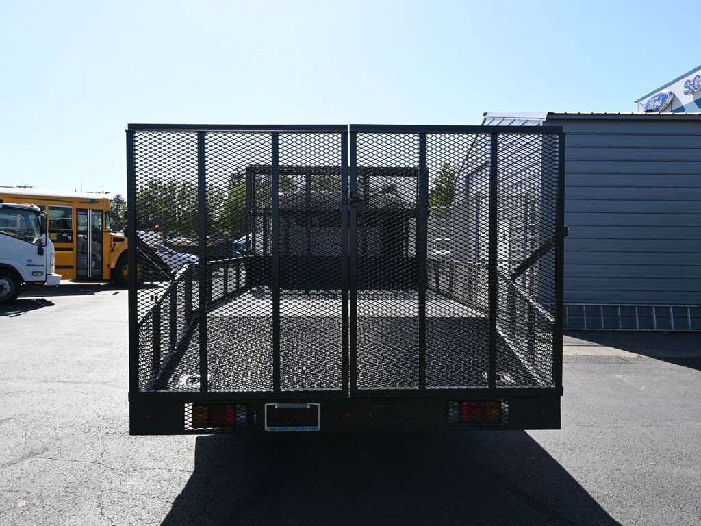 2024 Isuzu NPR HD 