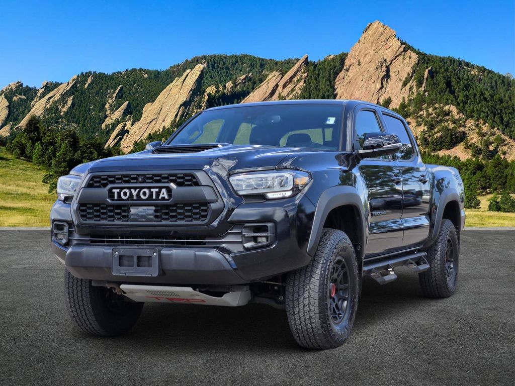 Midnight Black Metallic 2022 Toyota Tacoma Pickup Truck Four-Wheel Drive 6-Speed Automatic